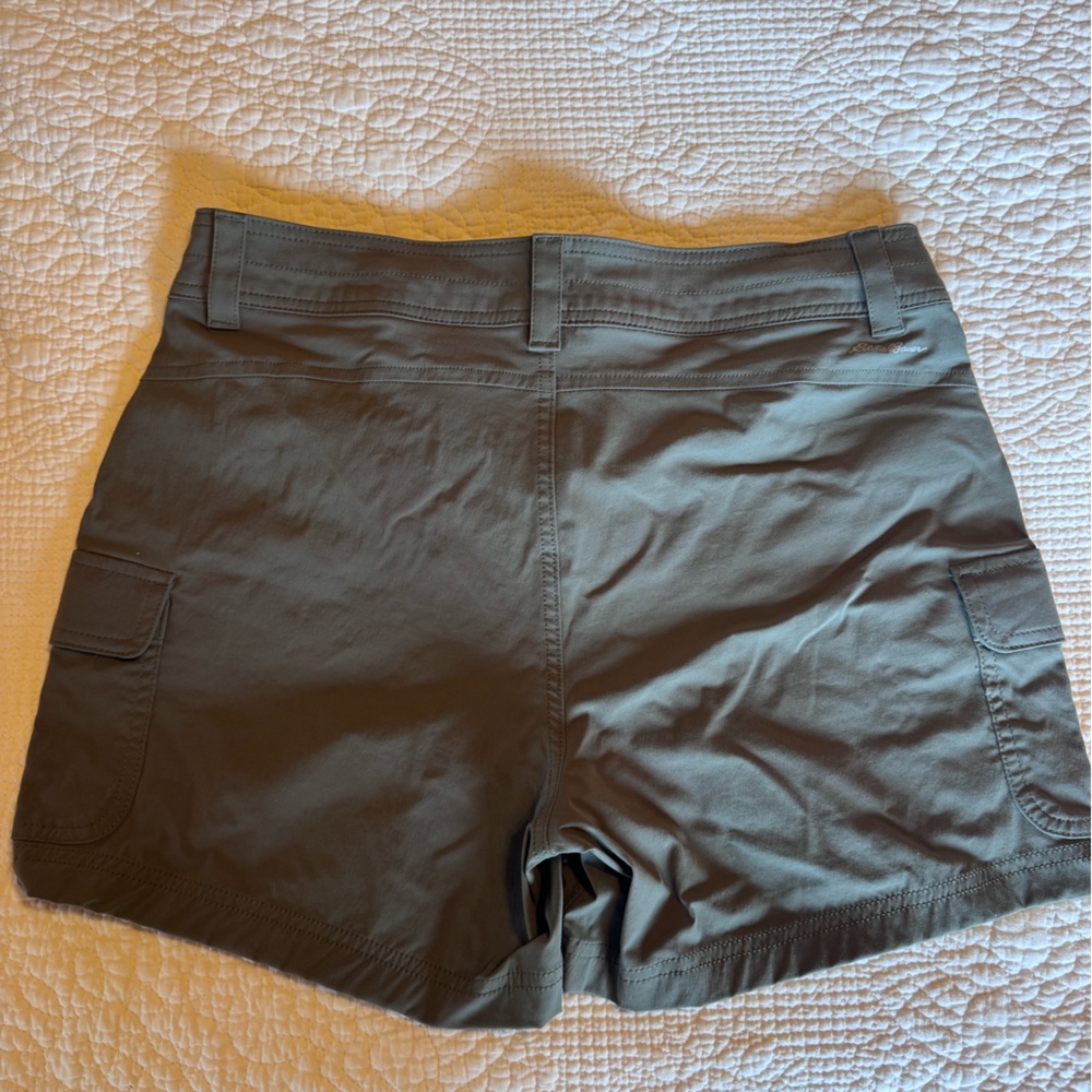 Eddie Bauer Olive Green Women’s Cargo Shorts - Picture 3 of 4